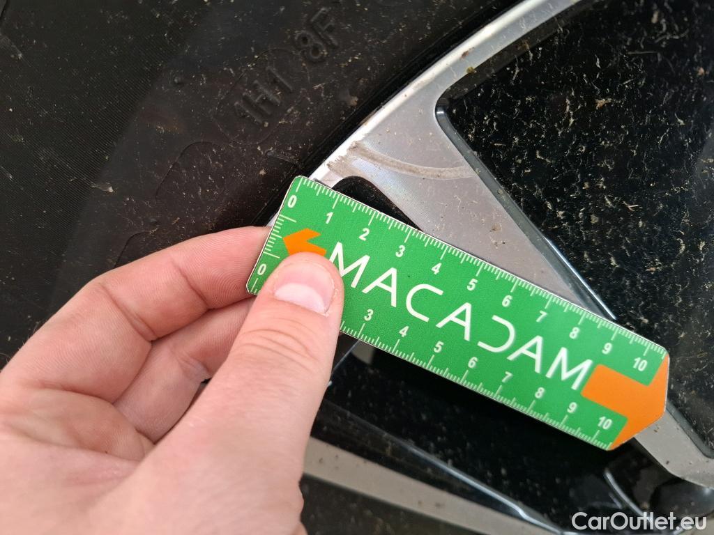  Volvo  XC90 VOLVO  2019 5P SUV Recharge T8 AWD GT 8 Start #35