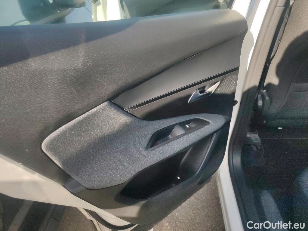  Peugeot  3008 PEUGEOT  / 2020 / 5P / todoterreno 1.5 BlueHDi 96kW (130CV) S&S Active Pack (AC4) #17
