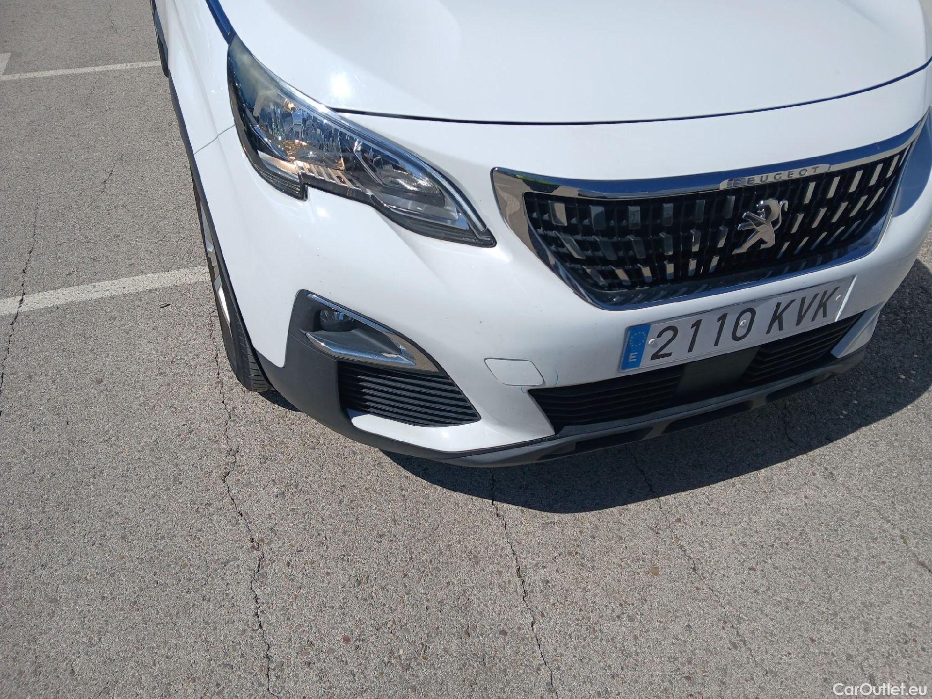  Peugeot  3008 PEUGEOT  / 2016 / 5P / todoterreno 1.5L BlueHDi 96kW (130CV) S&S Active (AC) #3
