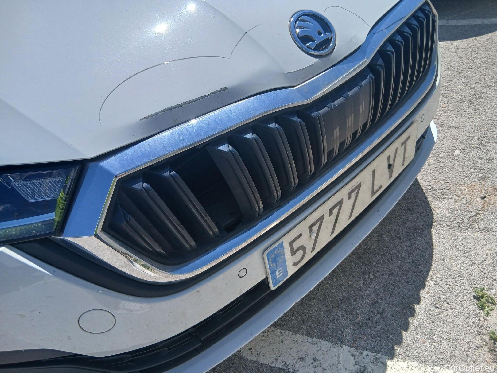  Skoda  Octavia SKODA  / 2020 / 5P / familiar Combi 1.0 TSI 81kW(110CV) DSG mHEV Ambi. #6