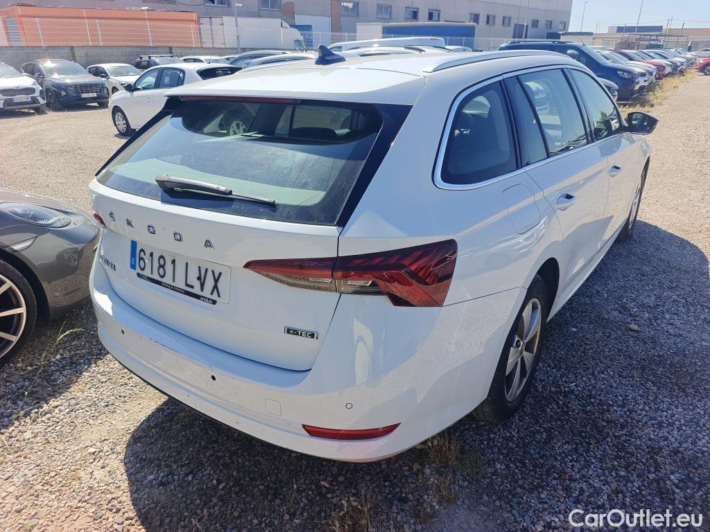  Skoda  Octavia SKODA  / 2020 / 5P / familiar Combi 1.0 TSI 81kW(110CV) DSG mHEV Ambi. #6