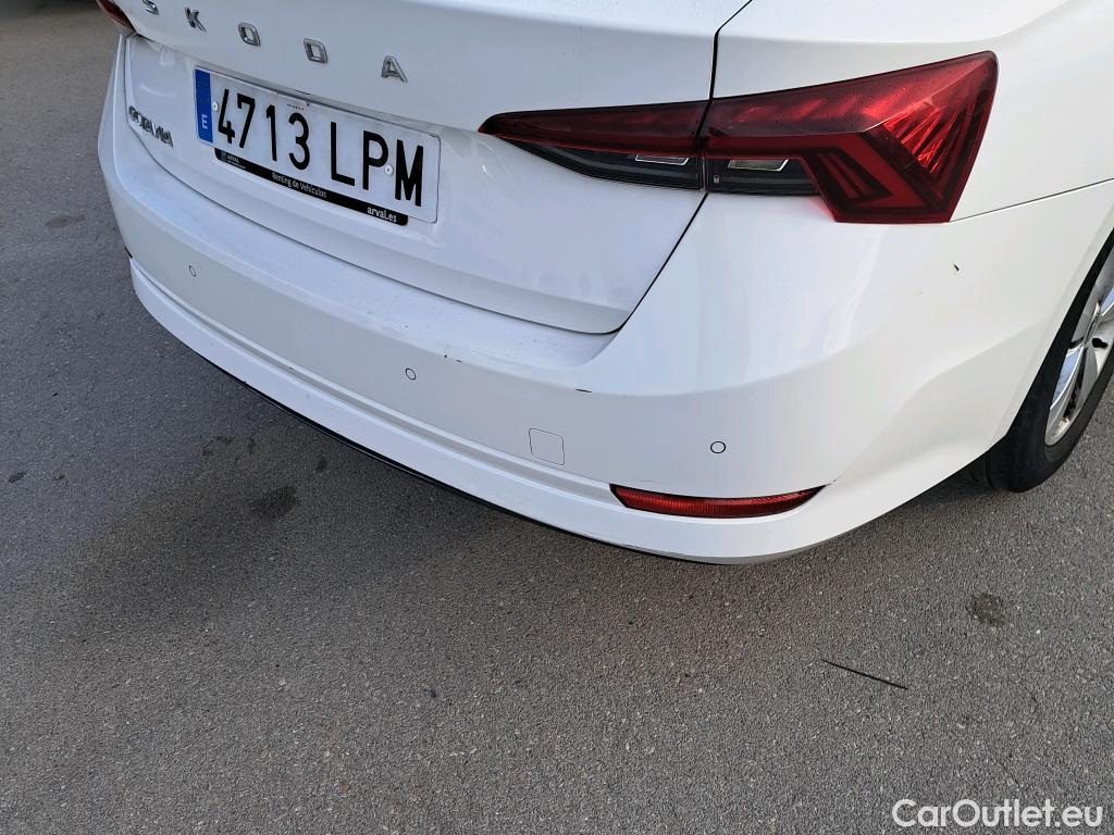  Skoda  Octavia SKODA  / 2020 / 5P / berlina con portón 2.0 TDI 110kW (150CV) Manual Ambition #5