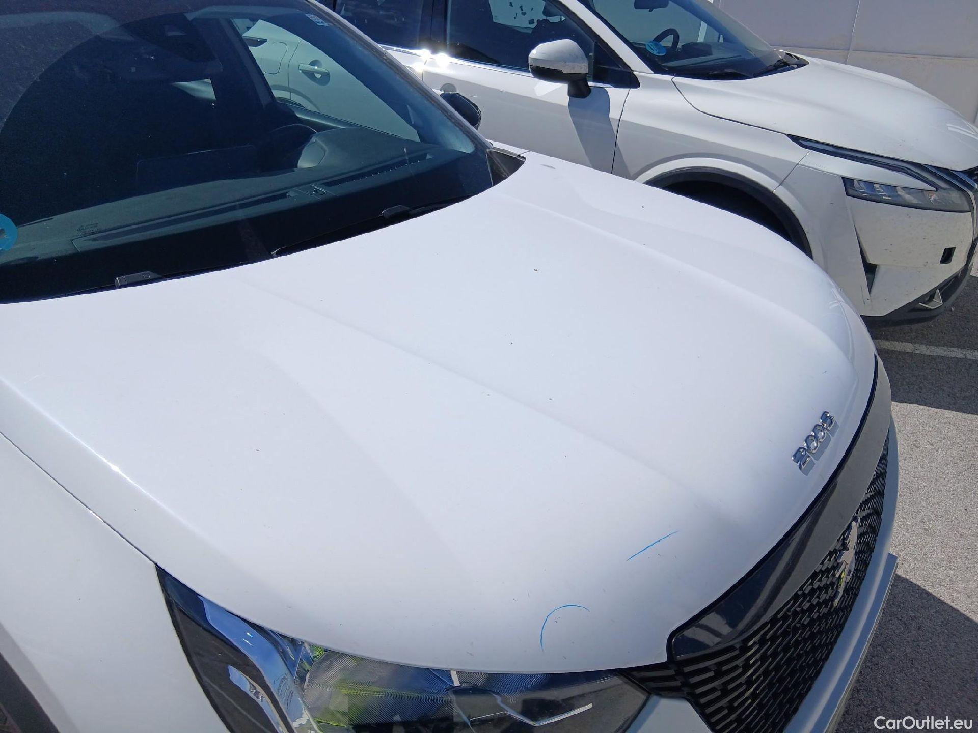  Peugeot  2008 PEUGEOT  / 2019 / 5P / todoterreno Active Pack BlueHDI 81kW (110CV) #2