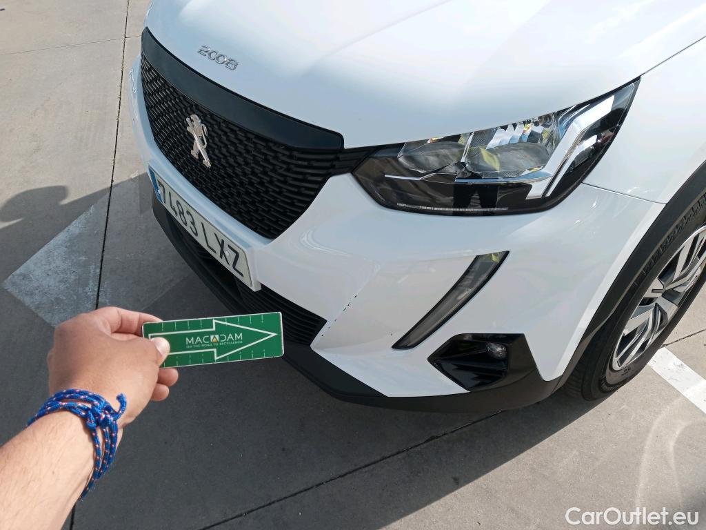  Peugeot  2008 PEUGEOT  / 2019 / 5P / todoterreno Active BlueHDI 81kW (110CV) #6