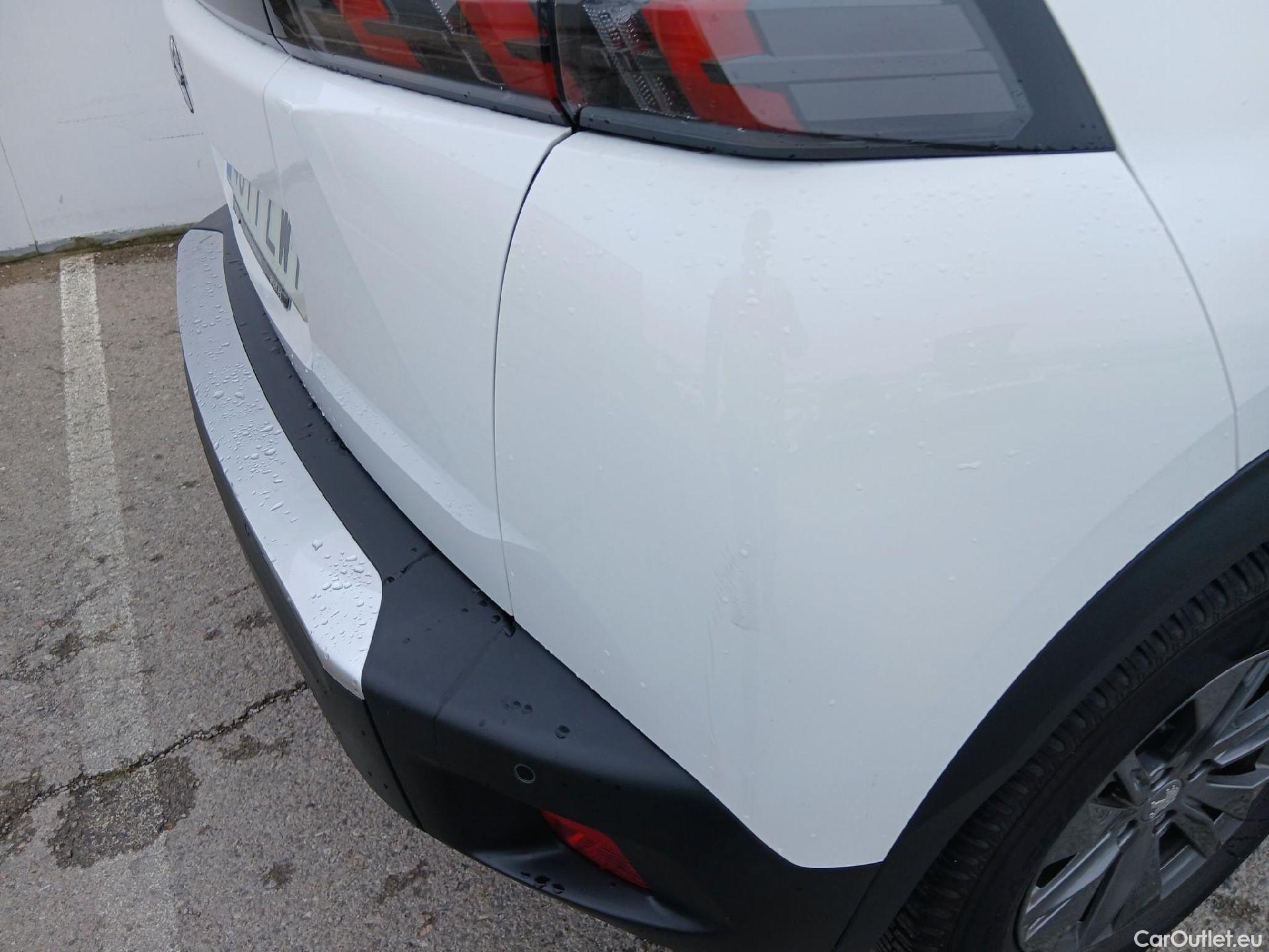  Peugeot  2008 PEUGEOT  / 2019 / 5P / todoterreno Active Pack BlueHDI 81kW (110CV) #18