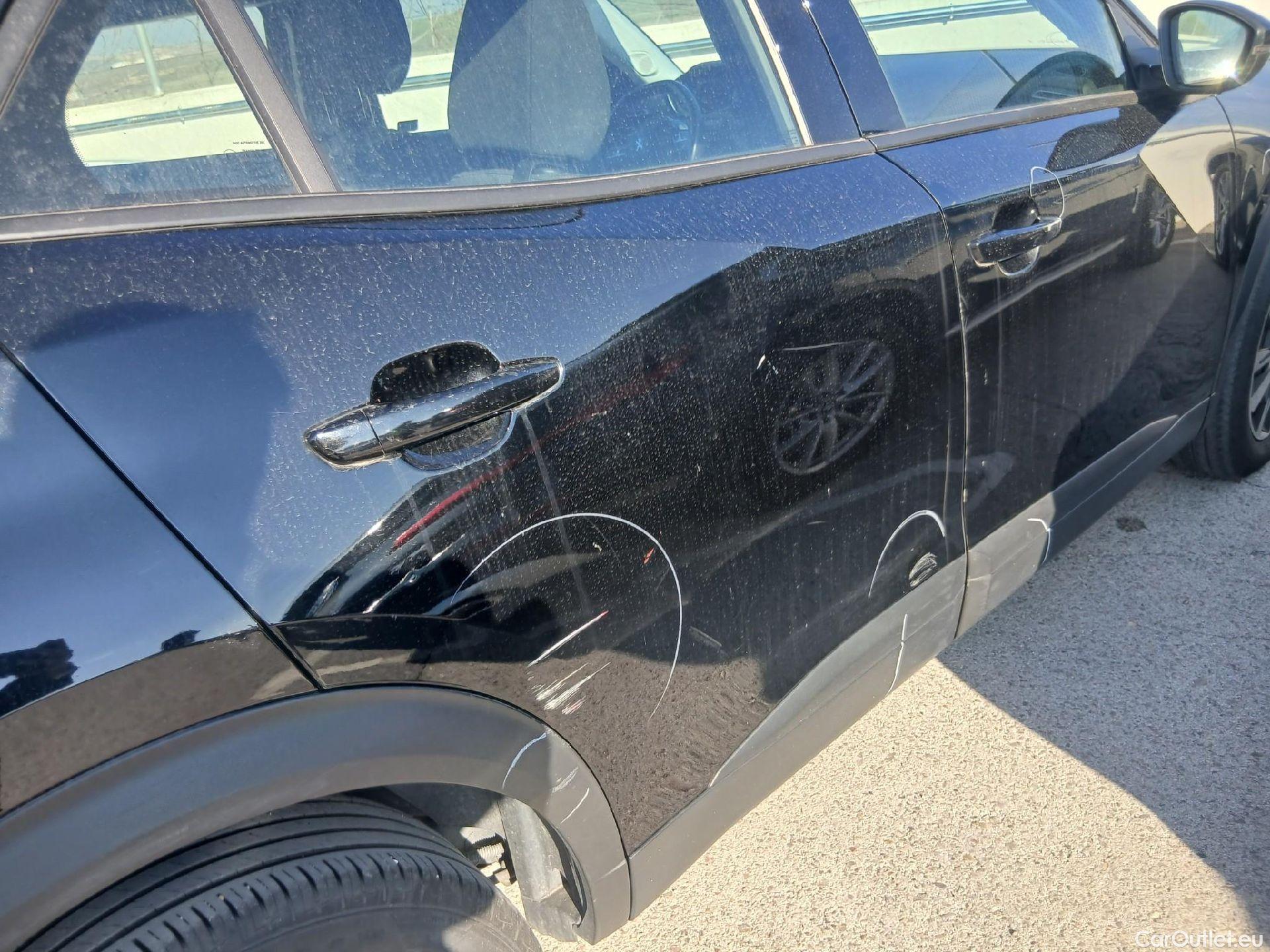  Peugeot  2008 PEUGEOT  / 2019 / 5P / todoterreno Active BlueHDI 81kW (110CV) #34