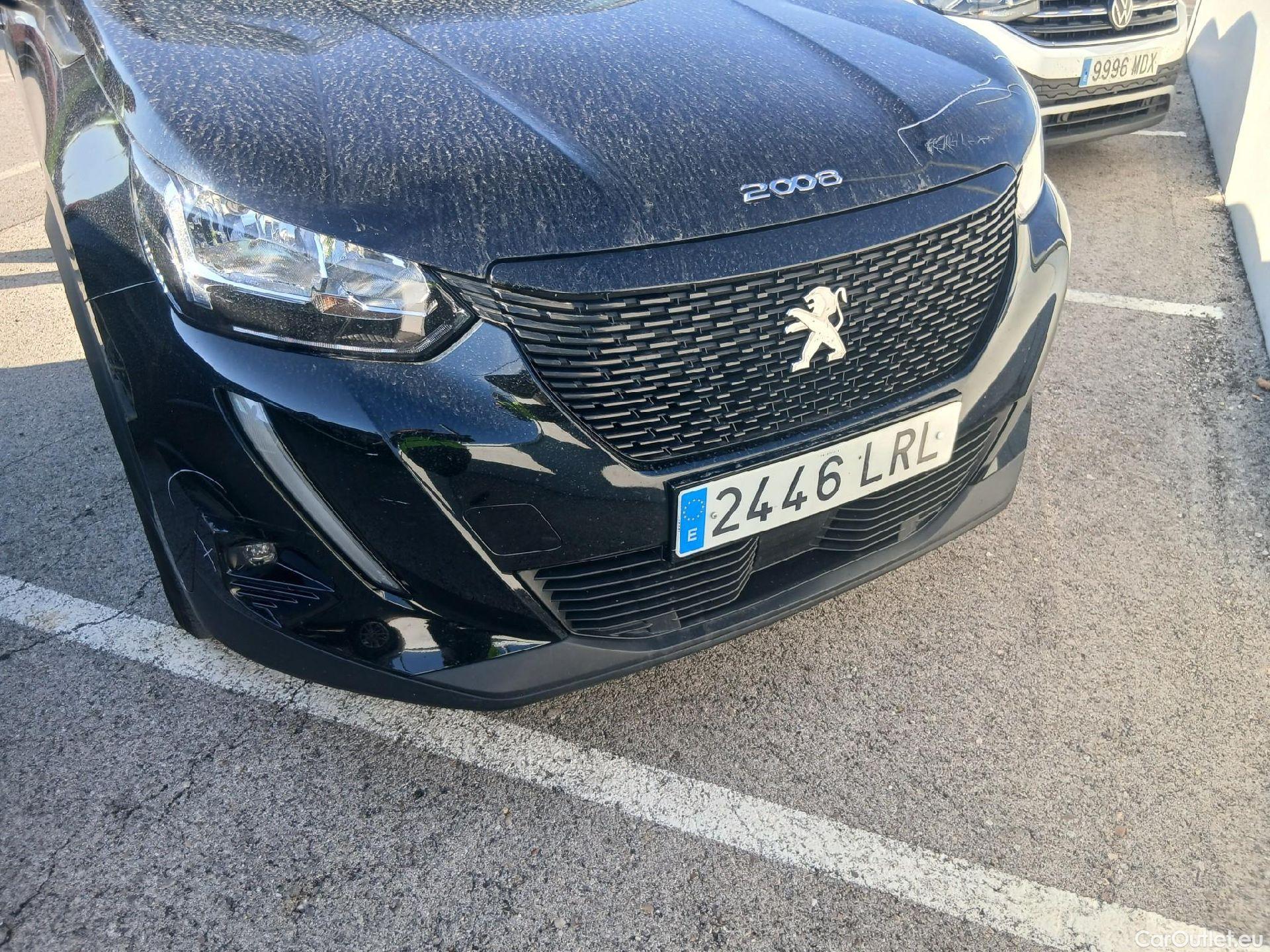  Peugeot  2008 PEUGEOT  / 2019 / 5P / todoterreno Active BlueHDI 81kW (110CV) #7