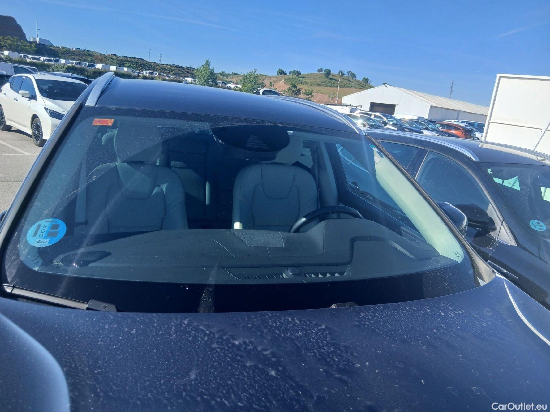  Volvo  XC60 VOLVO  / 2017 / 5P / todoterreno 2.0 B4 D Inscription Auto #8