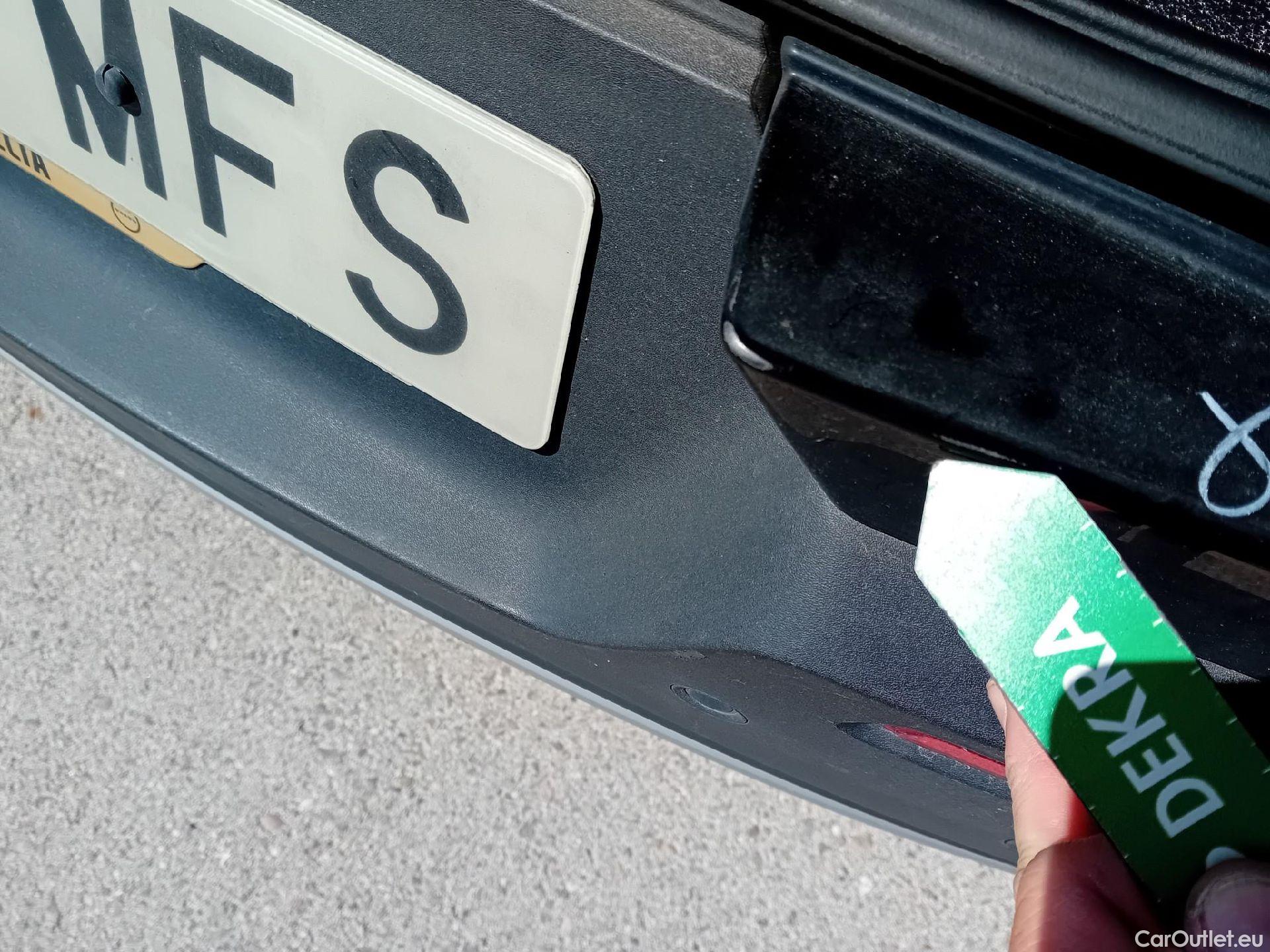 Volvo  XC 40 VOLVO XC40 / 2021 / 5P / todoterreno 1.5 T4 Recharge PHEV Core Auto #17
