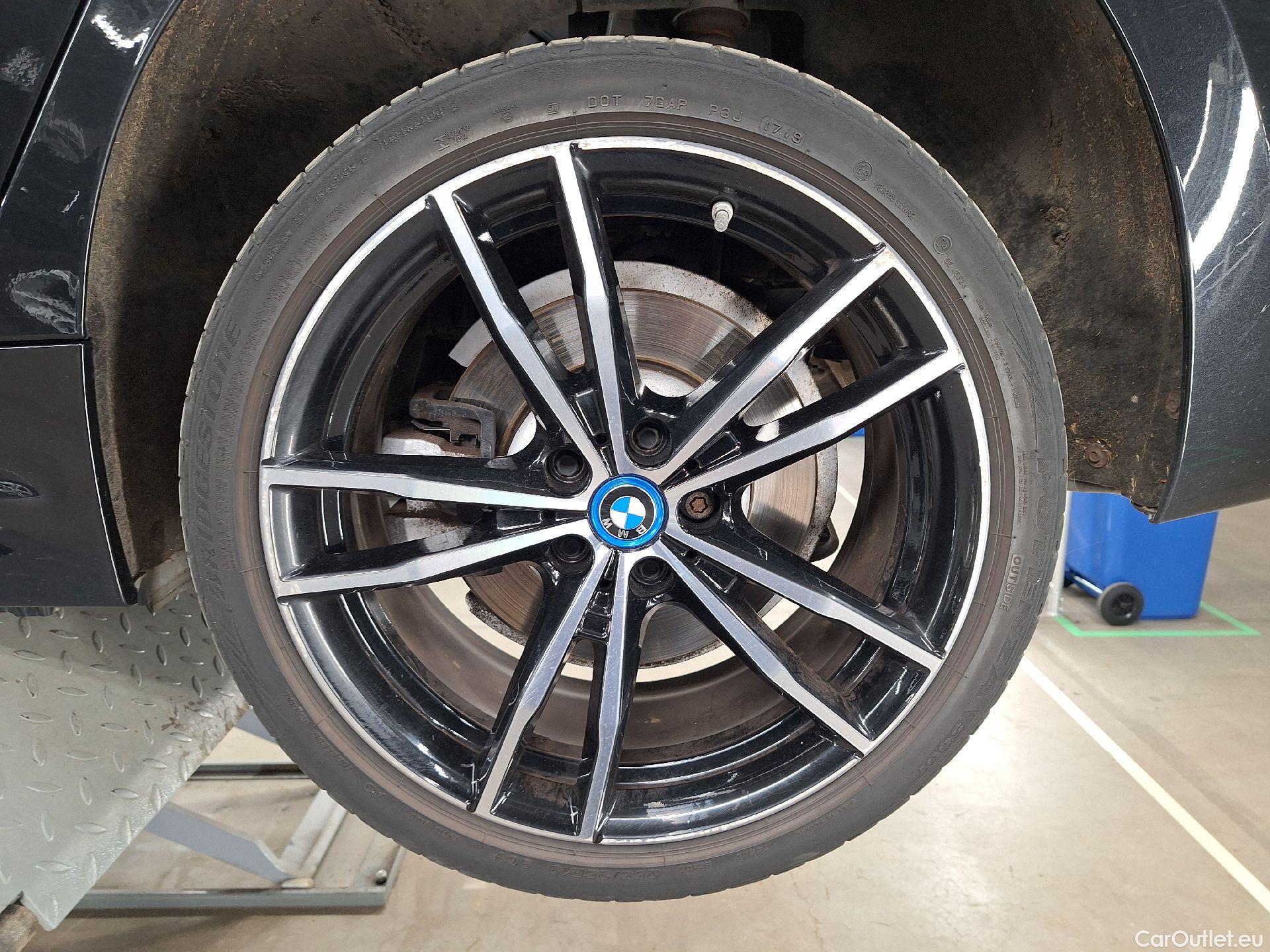  Bmw  Serie 3 BMW, 3-serie To. '18 PHEV, BMW 3 Reeks Touring 330e (215 kW) 5d #31