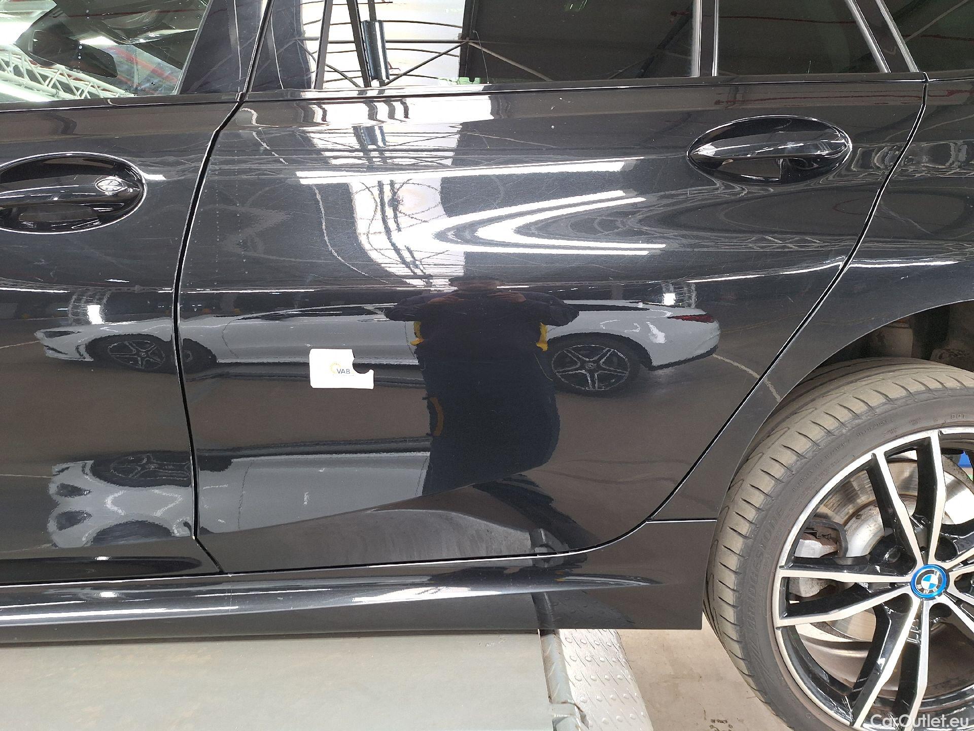  Bmw  Serie 3 BMW, 3-serie To. '18 PHEV, BMW 3 Reeks Touring 330e (215 kW) 5d #10