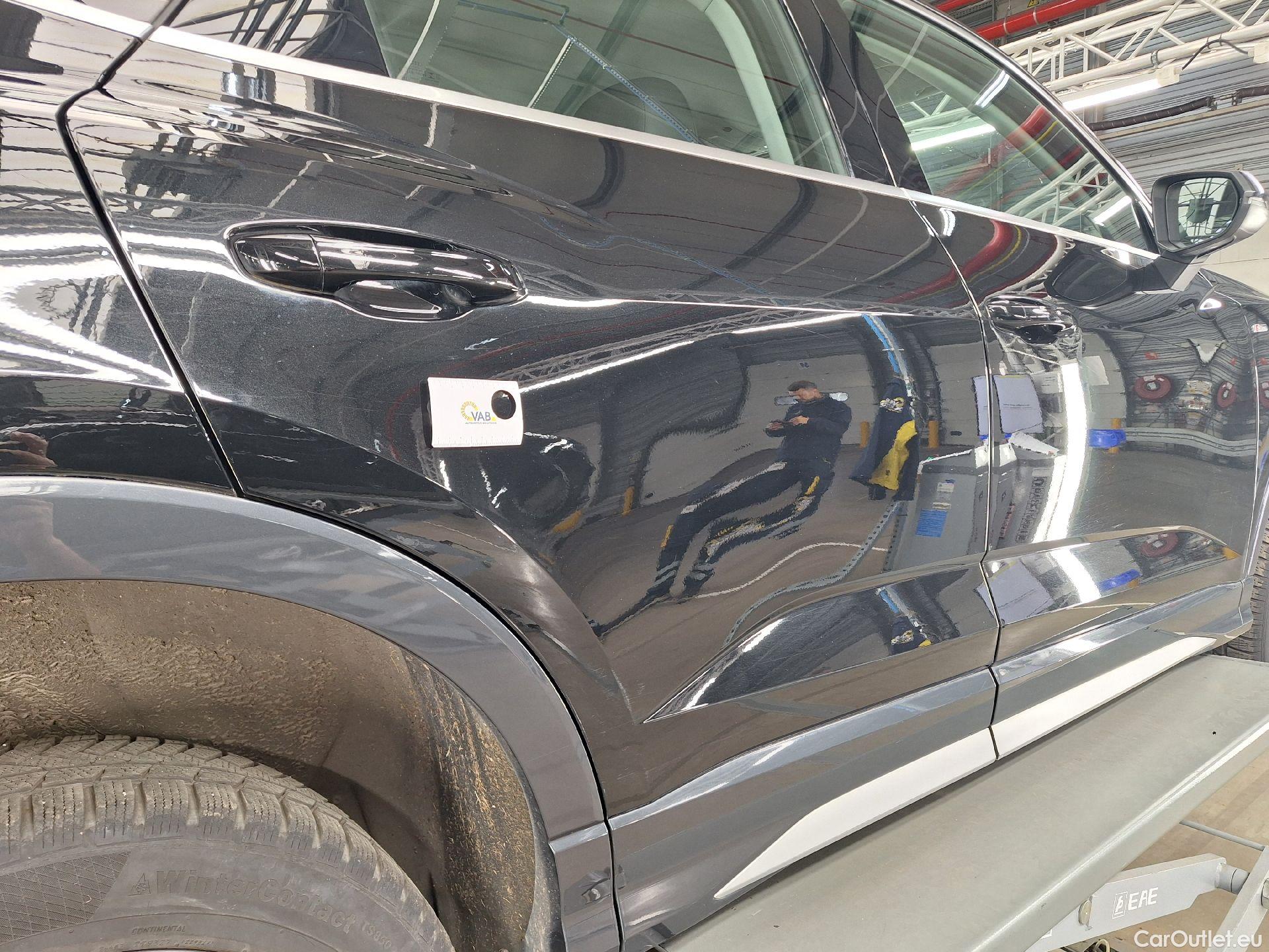  Audi  Q3 Audi,  SB '19, Audi  Sportback 35 TFSI S tronic S Line 5d #22