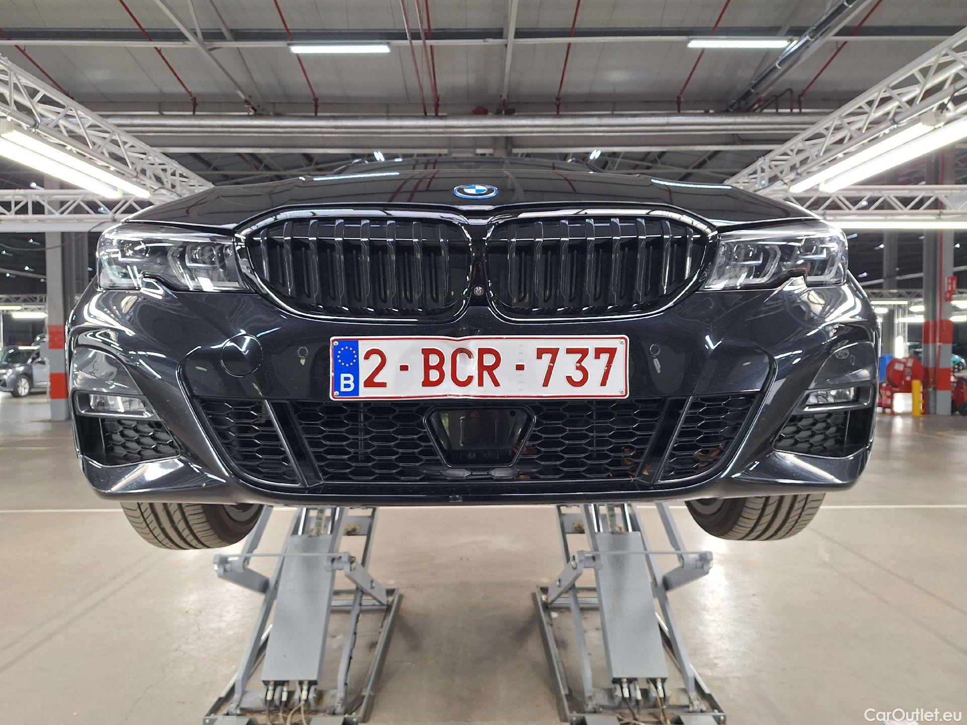  Bmw  Serie 3 BMW, 3-serie To. '18 PHEV, BMW 3 Reeks Touring 330e (215 kW) 5d #42