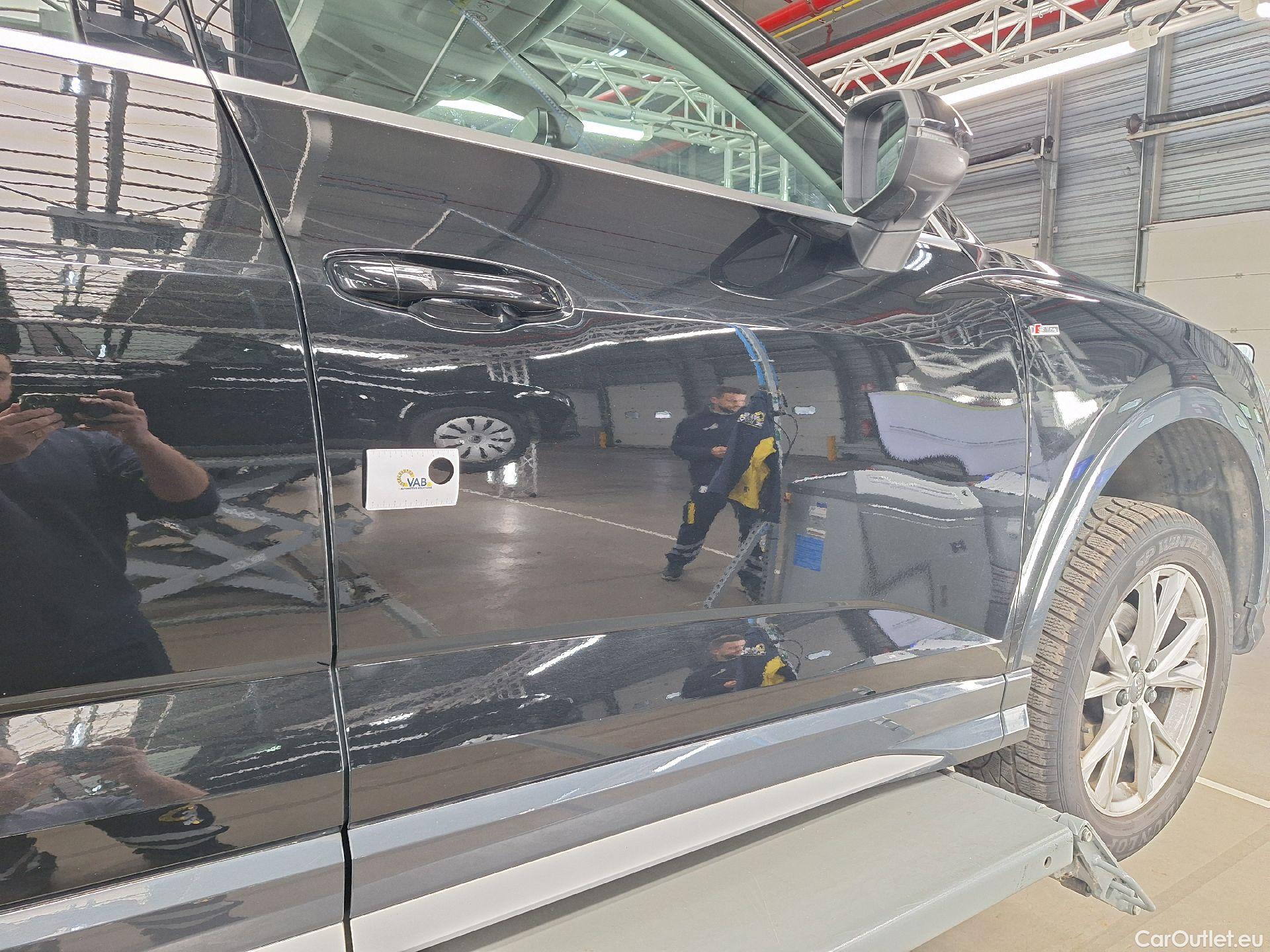  Audi  Q3 Audi,  SB '19, Audi  Sportback 35 TFSI S tronic S Line 5d #26