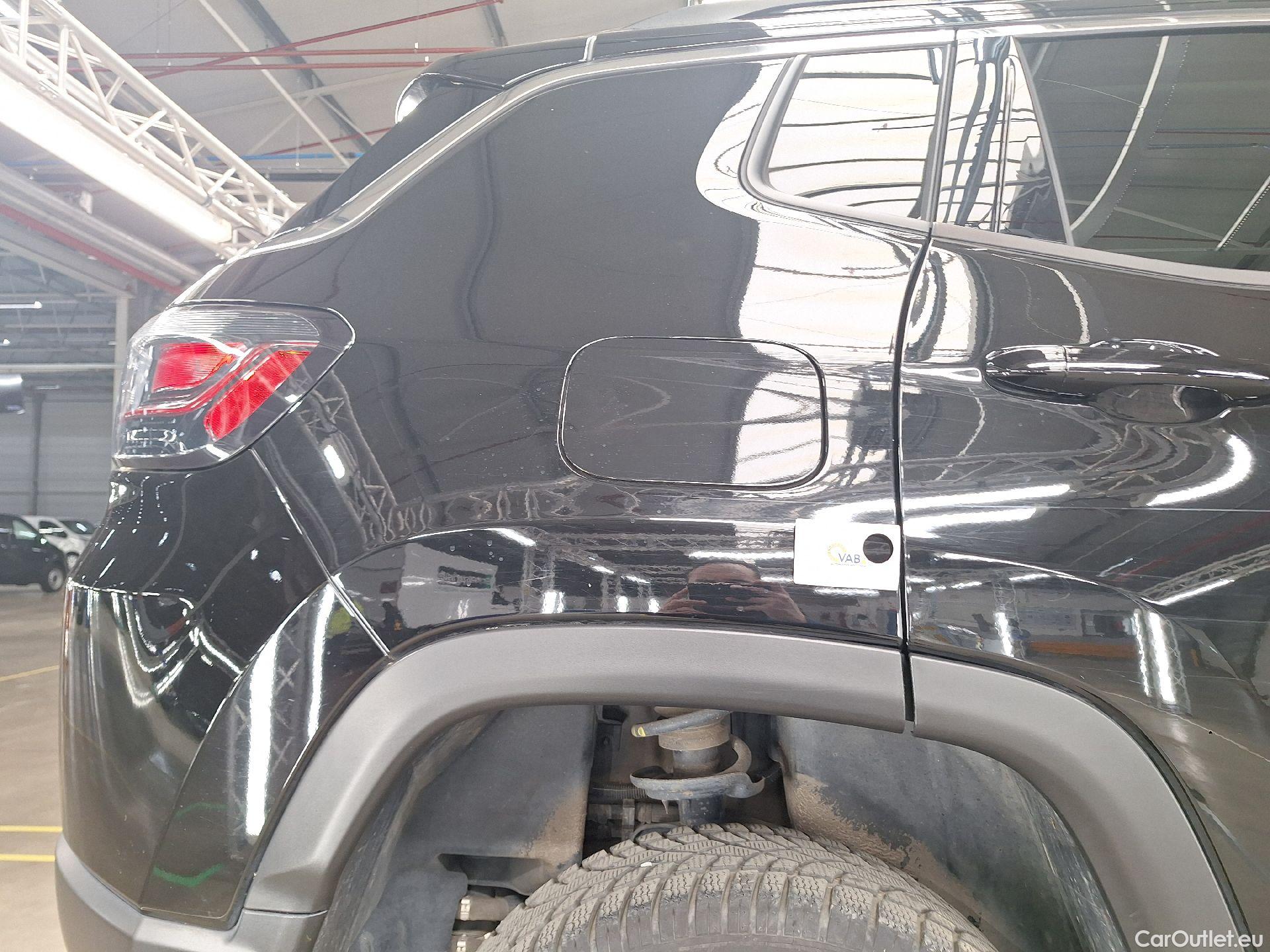  Jeep  Compass Jeep,  FL'21 PHEV, Jeep  1.3 Turbo T4 190 4xe ATX Limited 5d #31