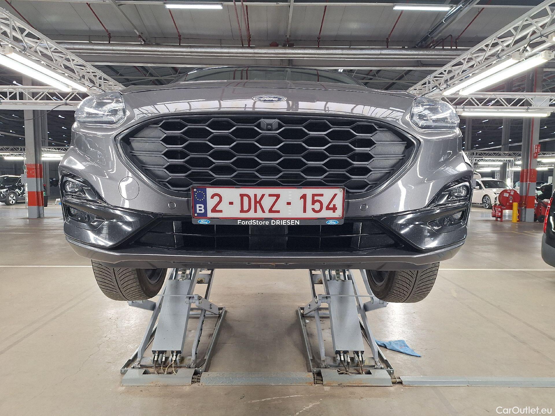  Ford  Kuga Ford,  '19 PHEV, Ford  2.5i PHEV Aut. 165kW ST-Line X 5d #29