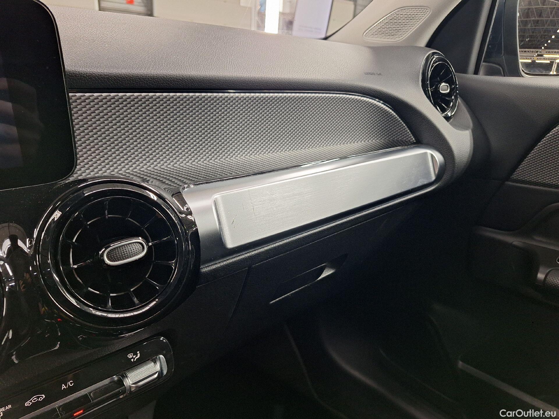  Mercedes  GLB Mercedes,  '19, Mercedes-Benz   200 d Business Solution 5d #1