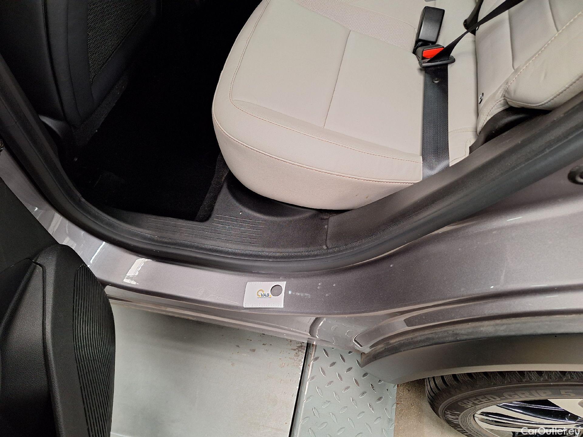  Renault  Captur Renault,  '19 PHEV, Renault  E-TECH Plug-in Hybrid Initiale Pari #16