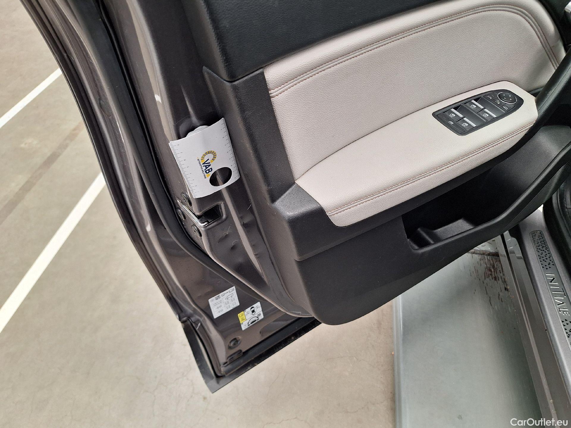  Renault  Captur Renault,  '19 PHEV, Renault  E-TECH Plug-in Hybrid Initiale Pari #10