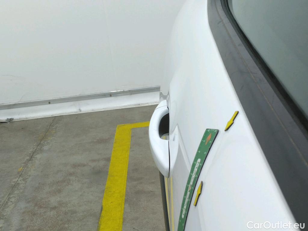  Citroen  C3  Société / 2020 / 5P / Berline BlueHDi 100 S&S BVM6 Feel Nav #2