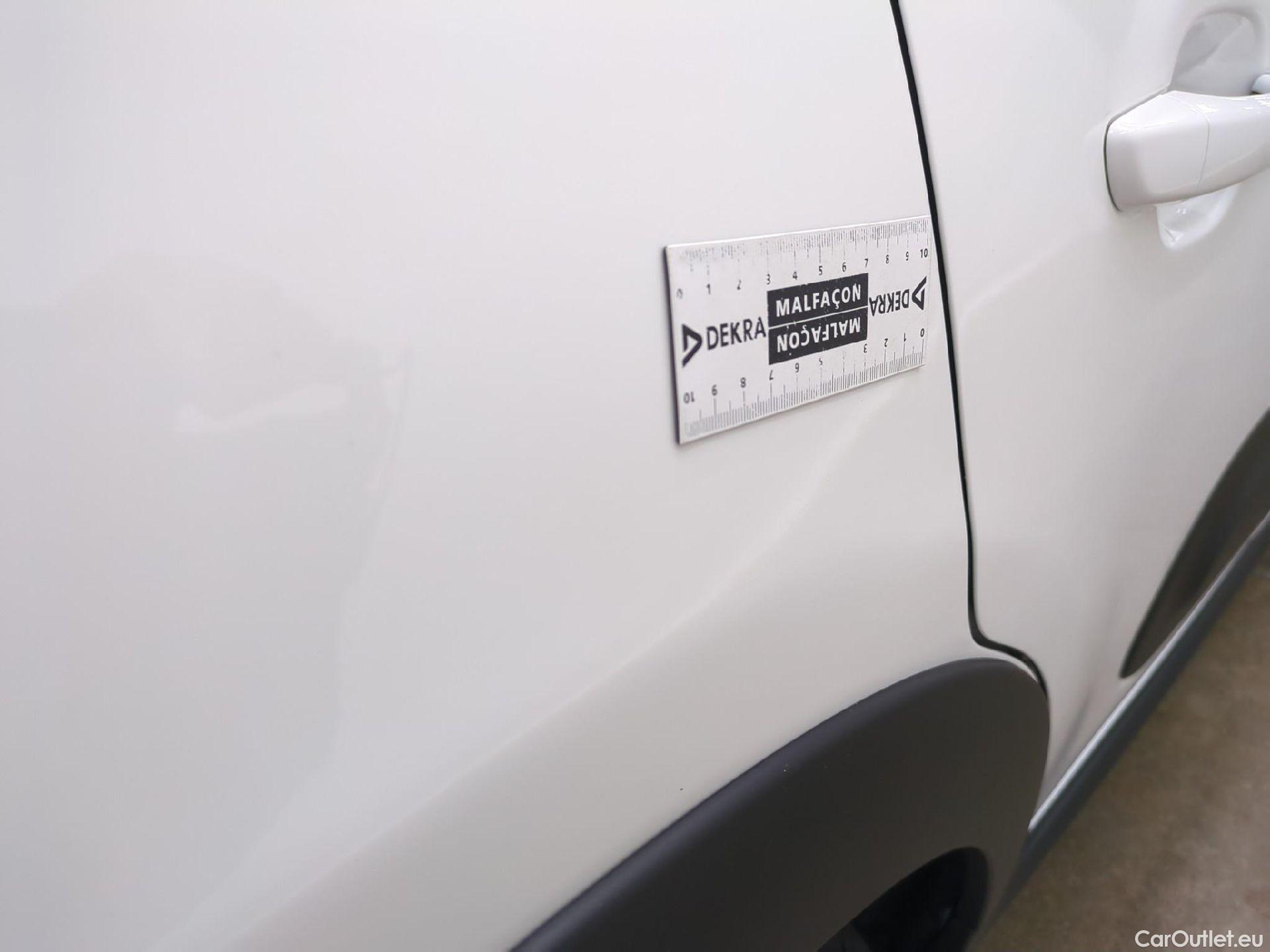  Citroen  C3  Société / 2020 / 5P / Berline / VU PureTech 83 S&S BVM Feel Nav #25