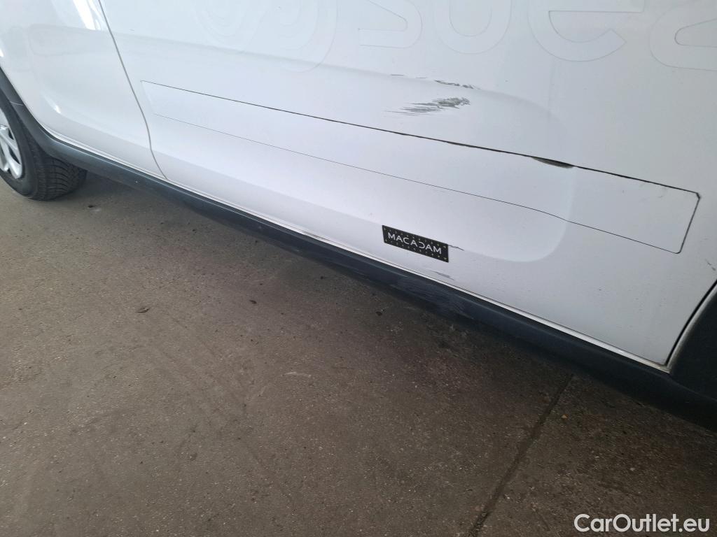  Citroen  C3  Société Feel 1.5 BlueHDI 100CV BVM5 E6dT #33