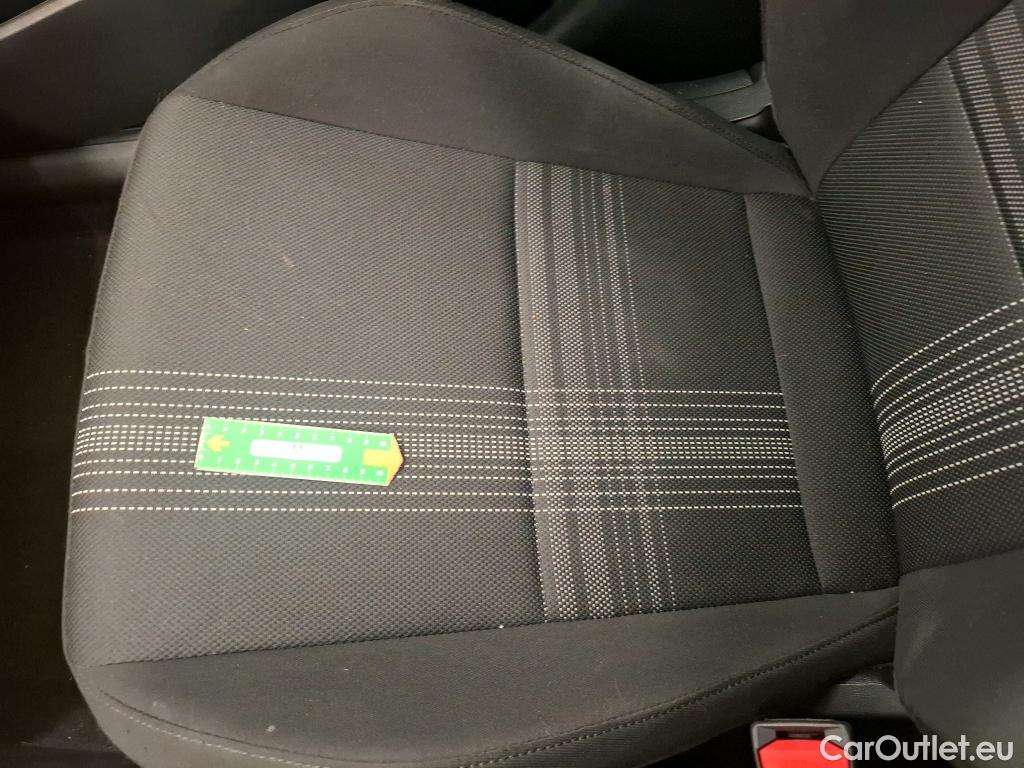  Hyundai  Bayon  / 2021 / 5P / SUV 1.0 T-GDI 100 HYBRID 48V INITIA / TRANSFO VP/VF
 #43
