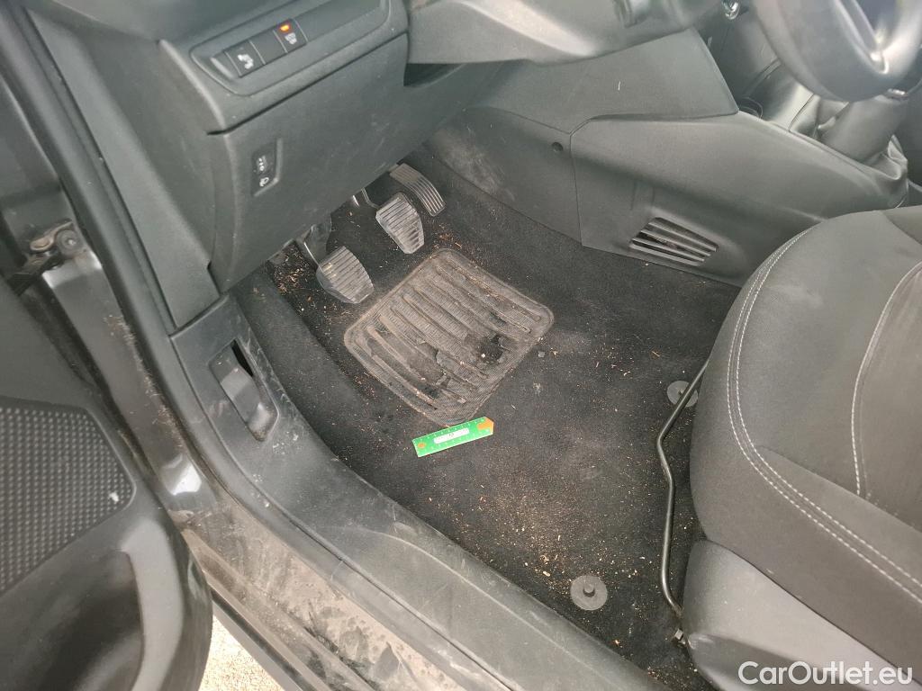  Peugeot  208  Affaire Premium Pack 1.2 80CV BVM5 E6dT #1