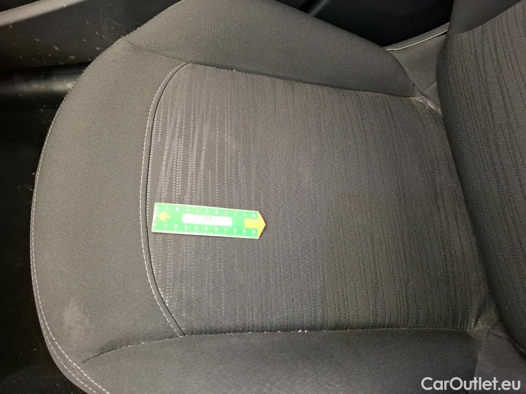  Peugeot  208  Affaire Premium Pack 1.2 80CV BVM5 E6dT #36