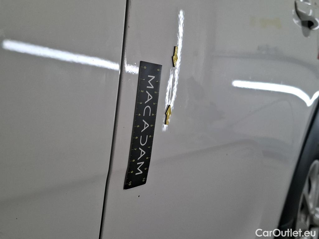  Citroen  C3  Société Feel 1.5 BlueHDI 100CV BVM5 E6dT #24