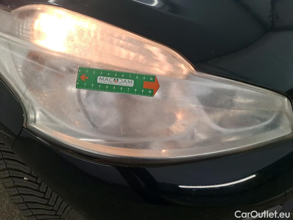  Peugeot  208  Affaire Premium Pack 1.2 80CV BVM5 E6dT #32
