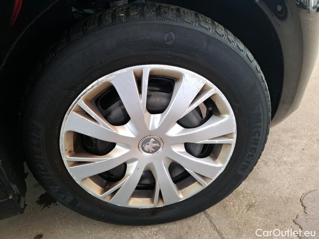  Peugeot  208  Affaire Premium 1.5 HDi 100CV BVM5 E6dT #58