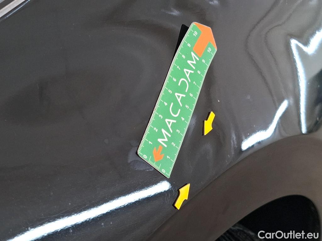  Peugeot  208  Affaire Premium 1.5 HDi 100CV BVM5 E6dT #39