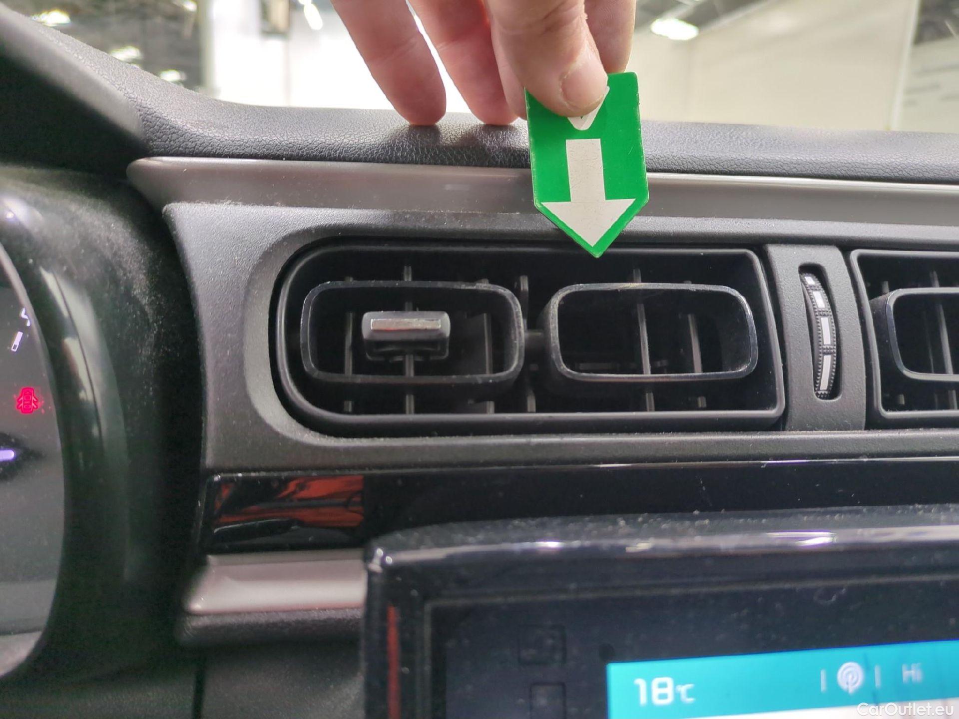  Citroen  C3  Société / 2020 / 5P / Berline / VU PureTech 83 S&S BVM Feel Nav #4