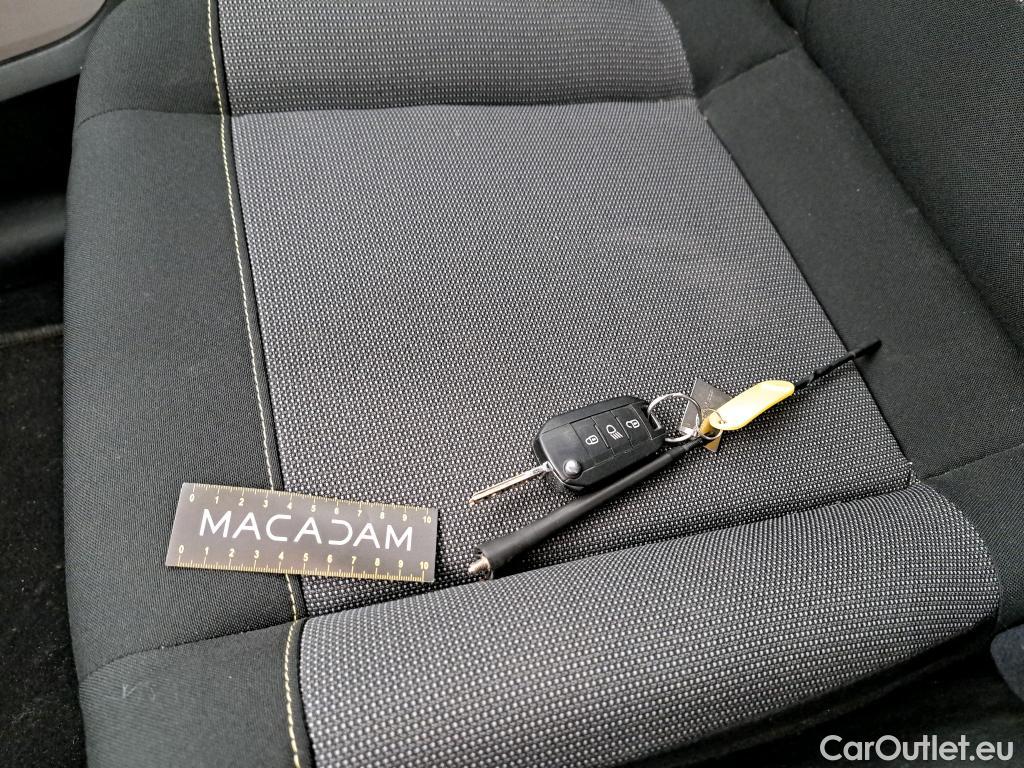  Citroen  C3  Société Feel Business R 1.2 PureTech 80CV BVM5 E6d #24