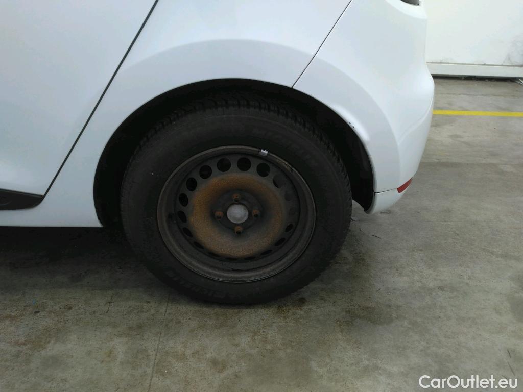  Renault  Clio  IV Air 1.5 dCi 75CV BVM5 E6 #9