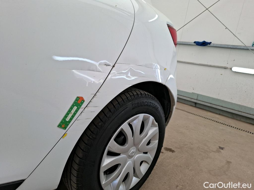  Renault  Clio  IV Air MediaNav 1.5 dCi 75CV BVM5 E6 #6