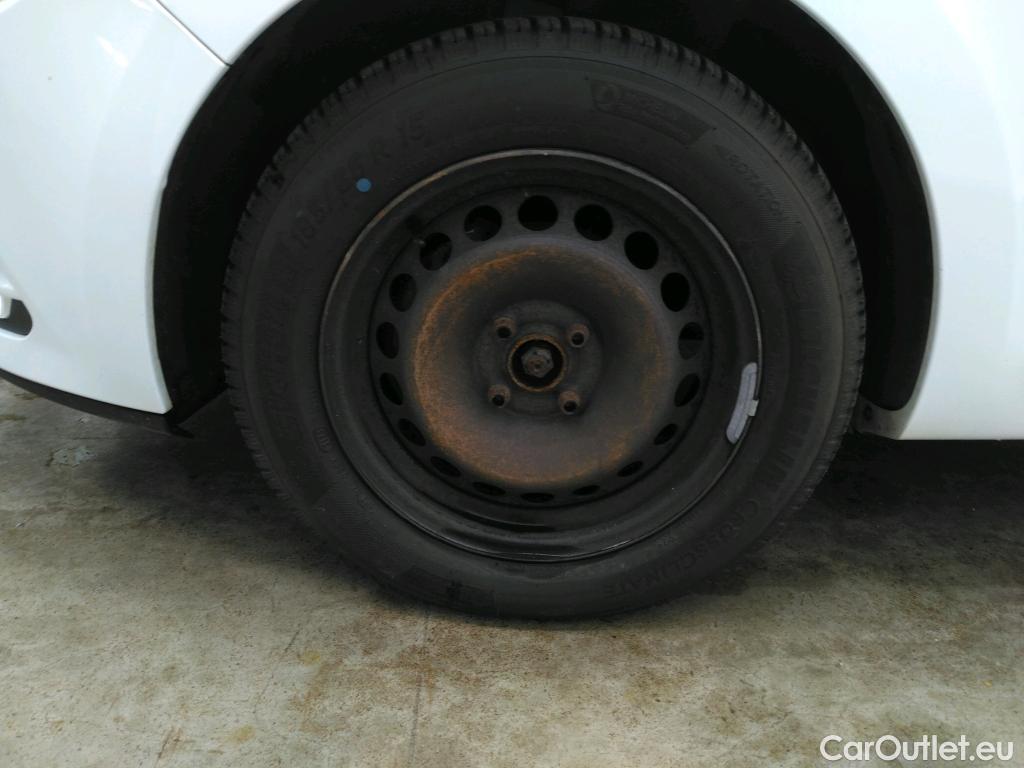  Renault  Clio  IV Air 1.5 dCi 75CV BVM5 E6 #12