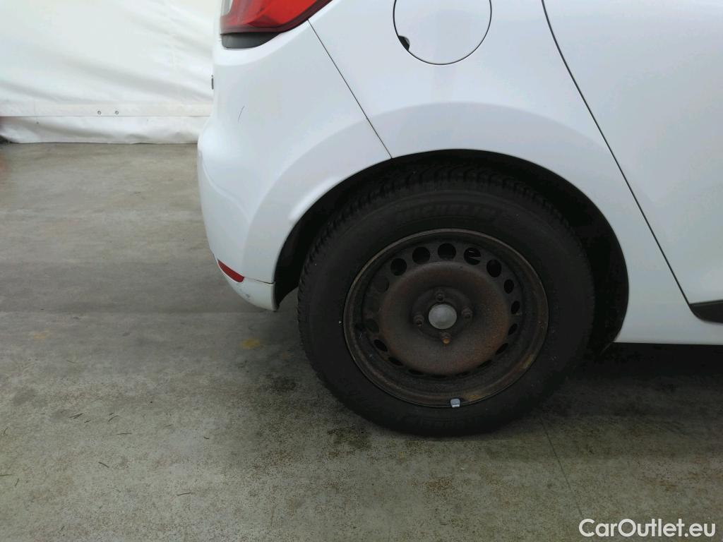 Renault  Clio  IV Air 1.5 dCi 75CV BVM5 E6 #7