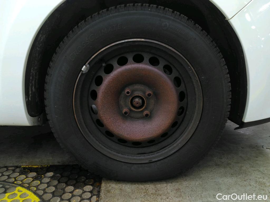  Renault  Clio  IV Air 1.5 dCi 75CV BVM5 E6 #6