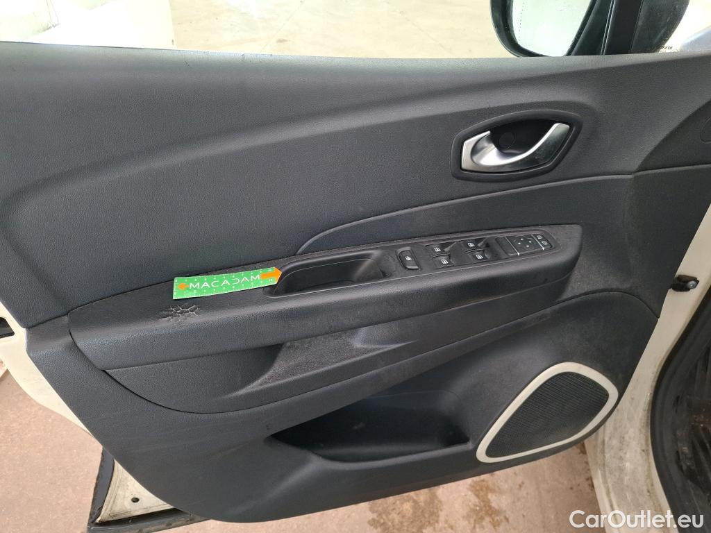  Renault  Captur  Business 0.9 TCe 90CV BVM5 E6 / TRANSFO VP VF #29