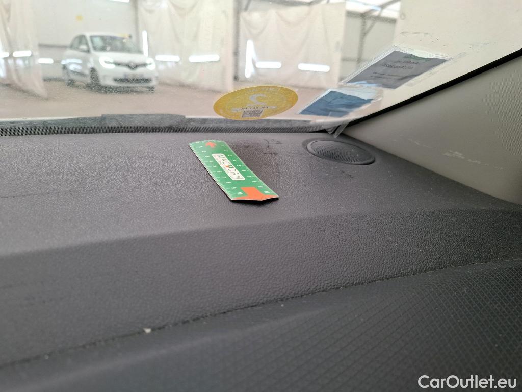  Renault  Clio  IV Air MediaNav 1.5 dCi 75CV BVM5 E6 #28