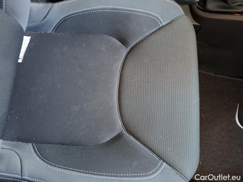  Renault  Clio  IV Air MediaNav 1.5 dCi 75CV BVM5 E6 #47