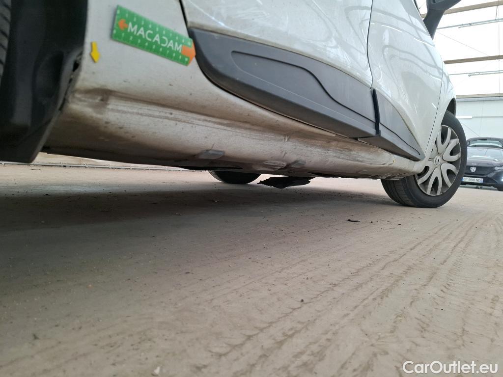  Renault  Clio  IV Air MediaNav 1.5 dCi 75CV BVM5 E6 #1