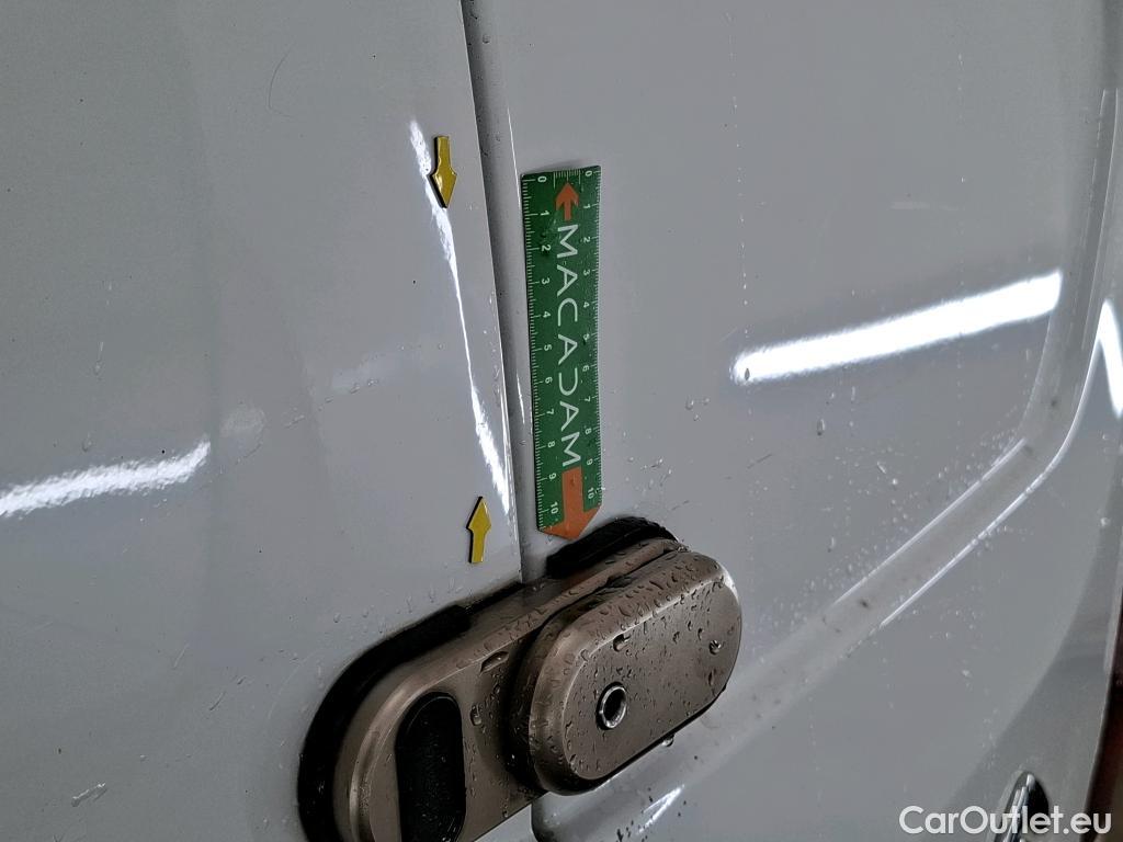  Citroen  Berlingo CITROEN  Van / 2018 / 4P / Fourgonnette Taille M 650kg BlueHDi 100 S&S BVM Club #3