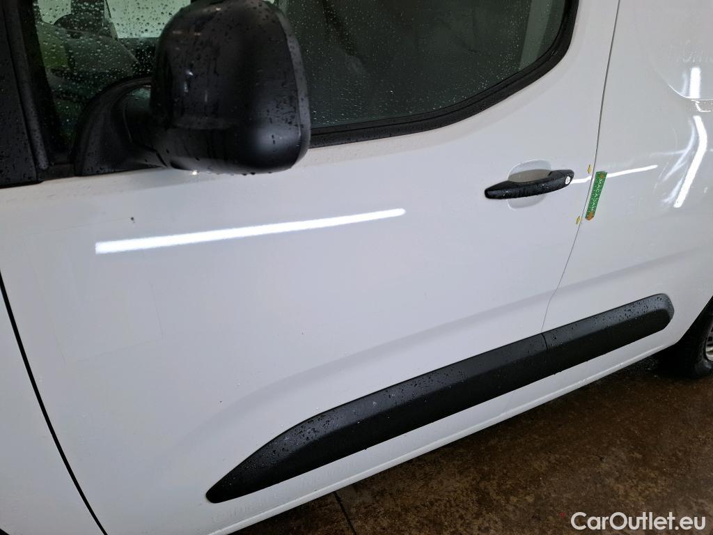  Citroen  Berlingo CITROEN  Van / 2018 / 4P / Fourgonnette Taille M 650kg BlueHDi 100 S&S BVM Club #7