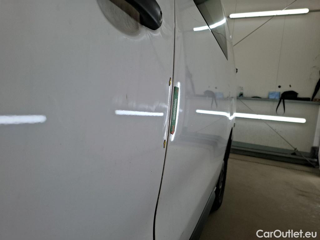  Citroen  Jumpy CITROEN  / 2016 / 4P / Fourgon tôlé XL BlueHDi 120 S&S 340 Nm CA REP Control #27
