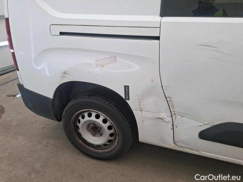  Citroen  Berlingo  Fourgon Club XL 950 1.5 BlueHDi 100CV BVM5 E6dT #1