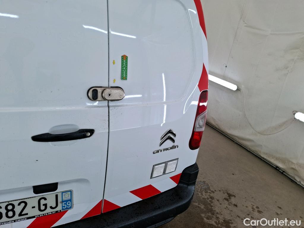  Citroen  Berlingo CITROEN  Van / 2018 / 4P / Fourgonnette Taille M 650kg BlueHDi 100 S&S BVM Club #11