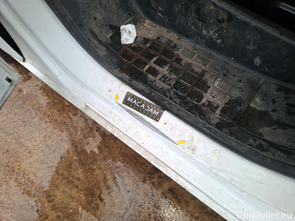  Citroen  Jumpy  Fourgon Club M 2.0 BlueHDi 120CV BVM6 E6dT #21